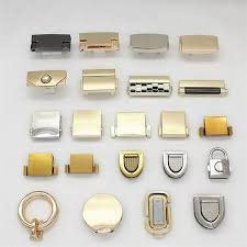 Bag hardware